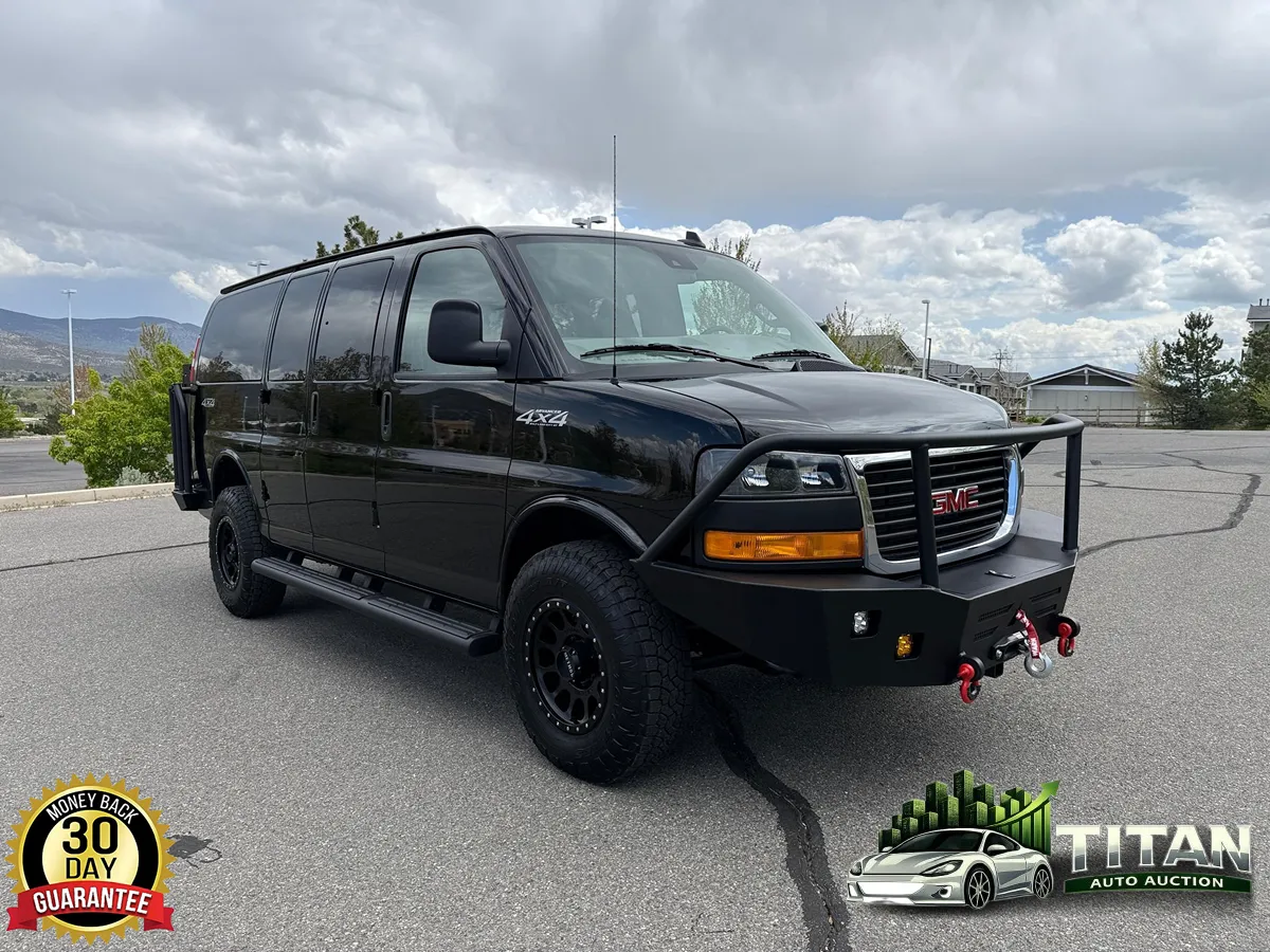 2024 GMC Savana LT 3500
