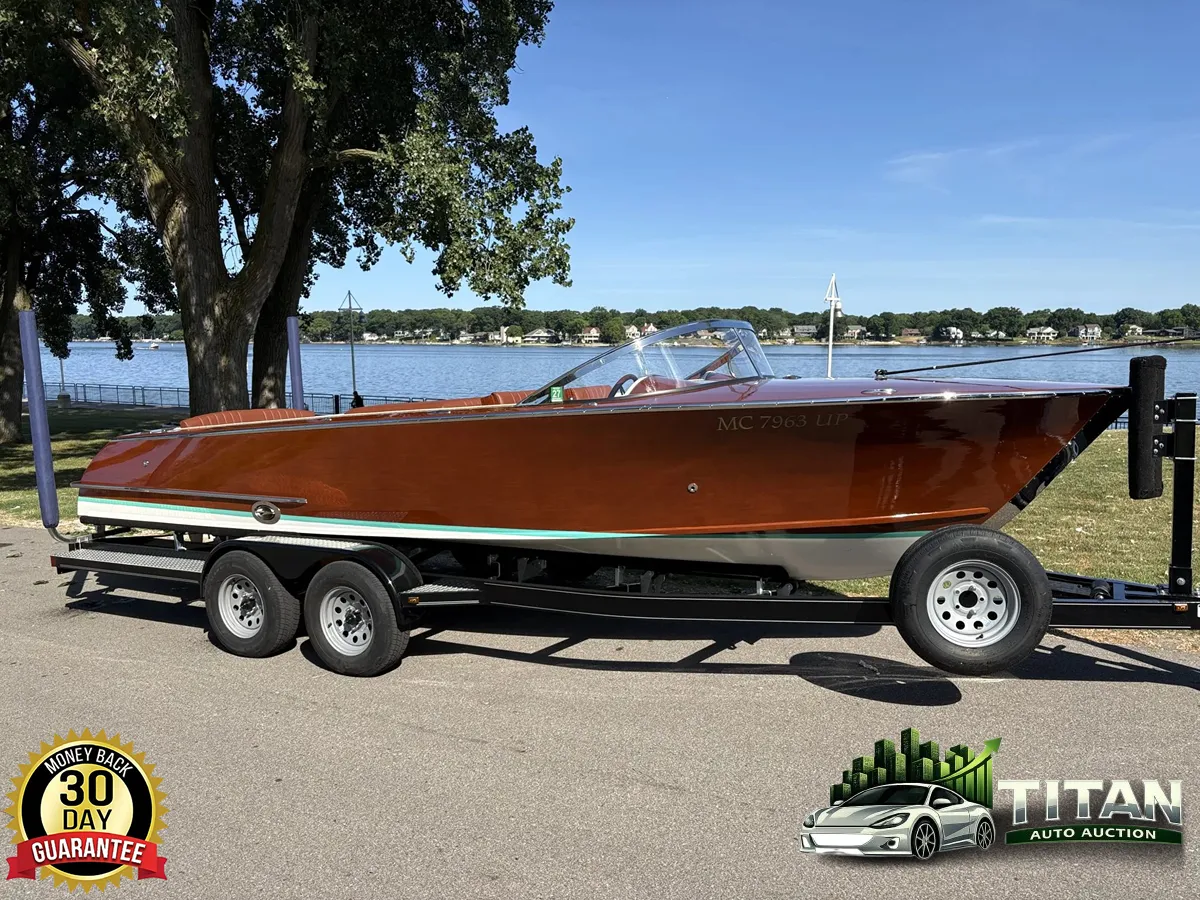 2021 Glen-L Tahoe 23′ Runabout