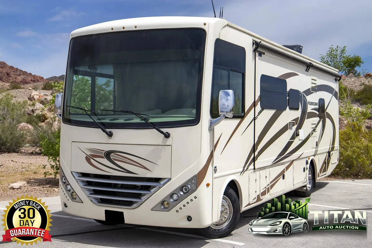 2019 Thor Hurricane 29M Motorhome