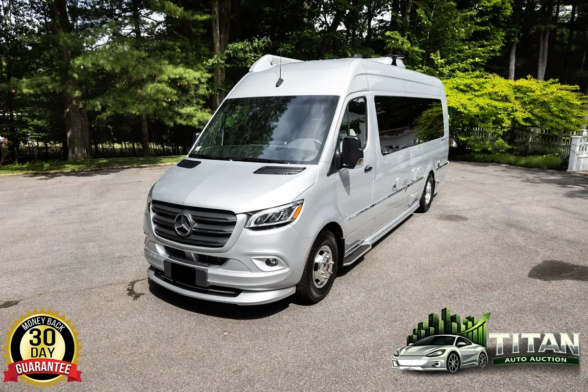 2022 Mercedes-Benz Sprinter Airstream Interstate