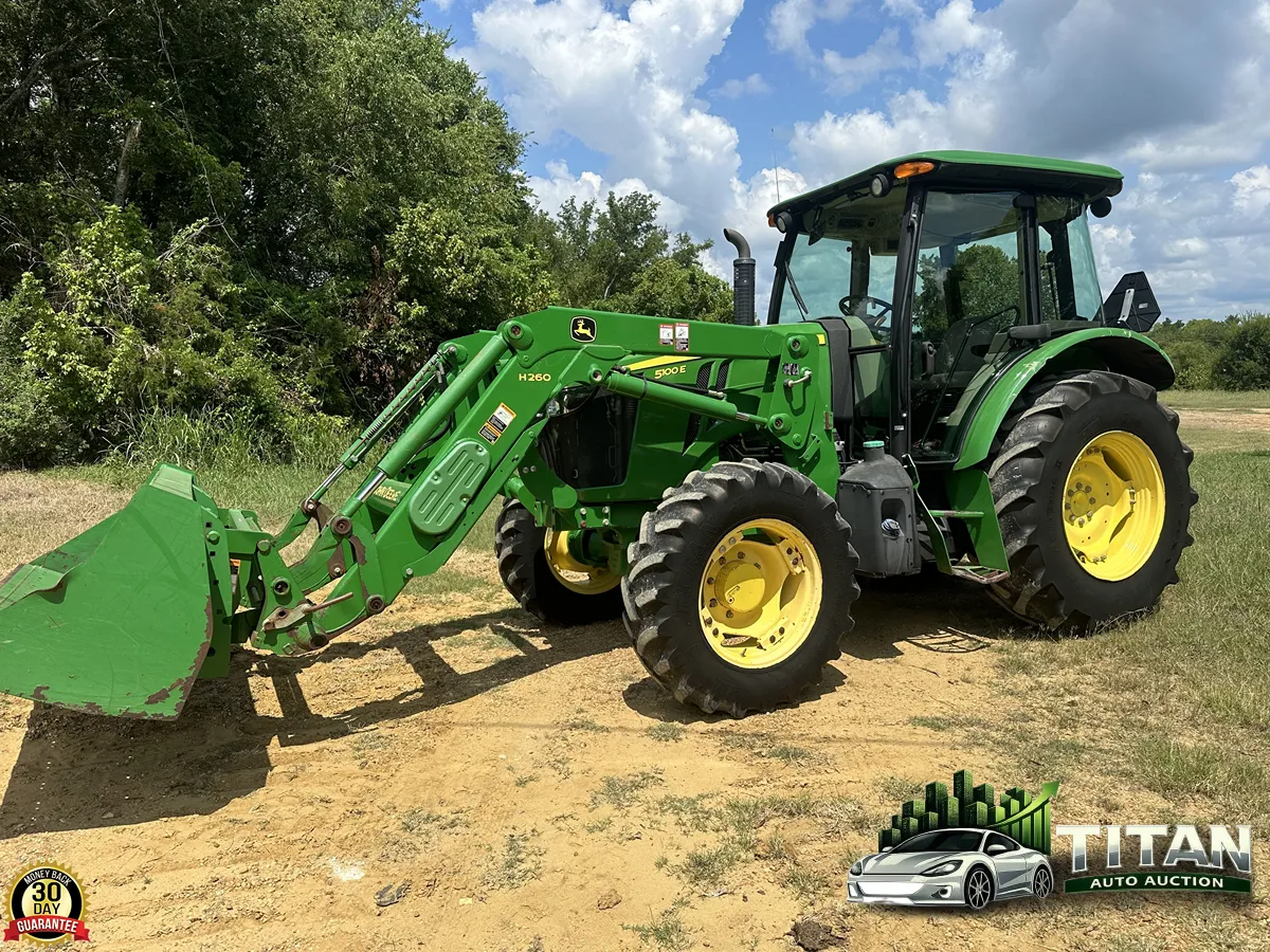 2021 John Deere 5100E Tractor