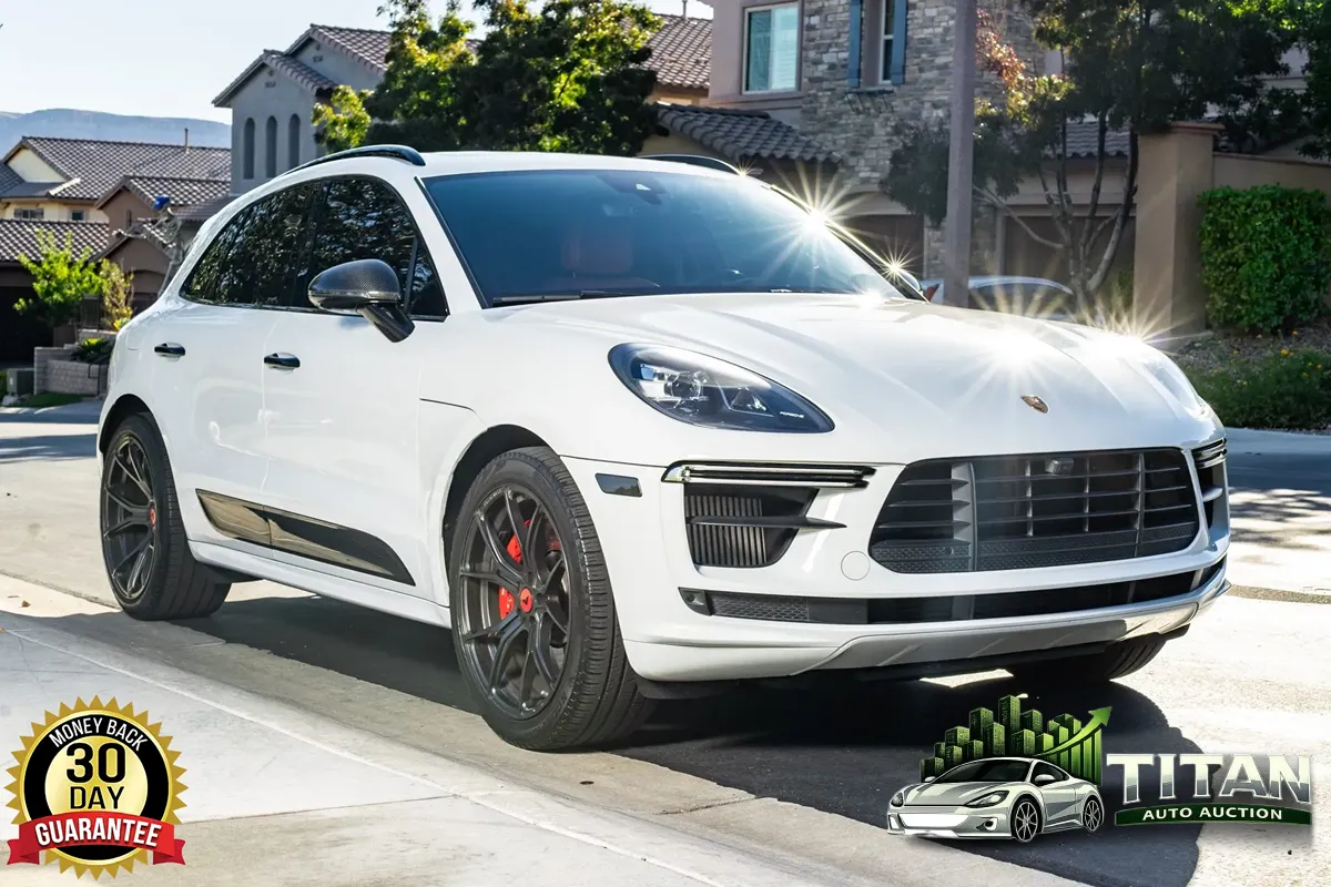 2021 Porsche Macan Turbo